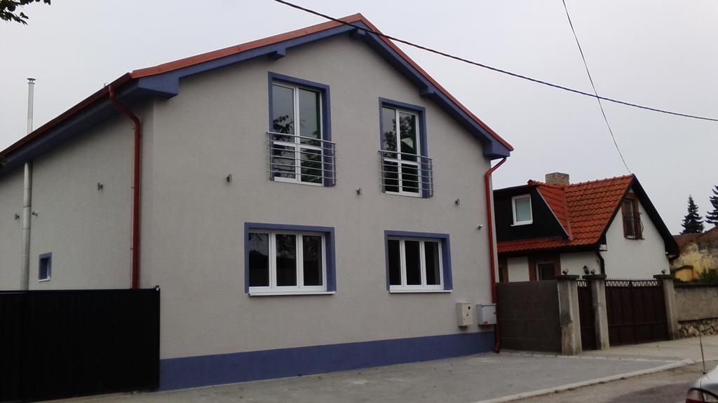 Ubytovanie House Galanta Exterior foto